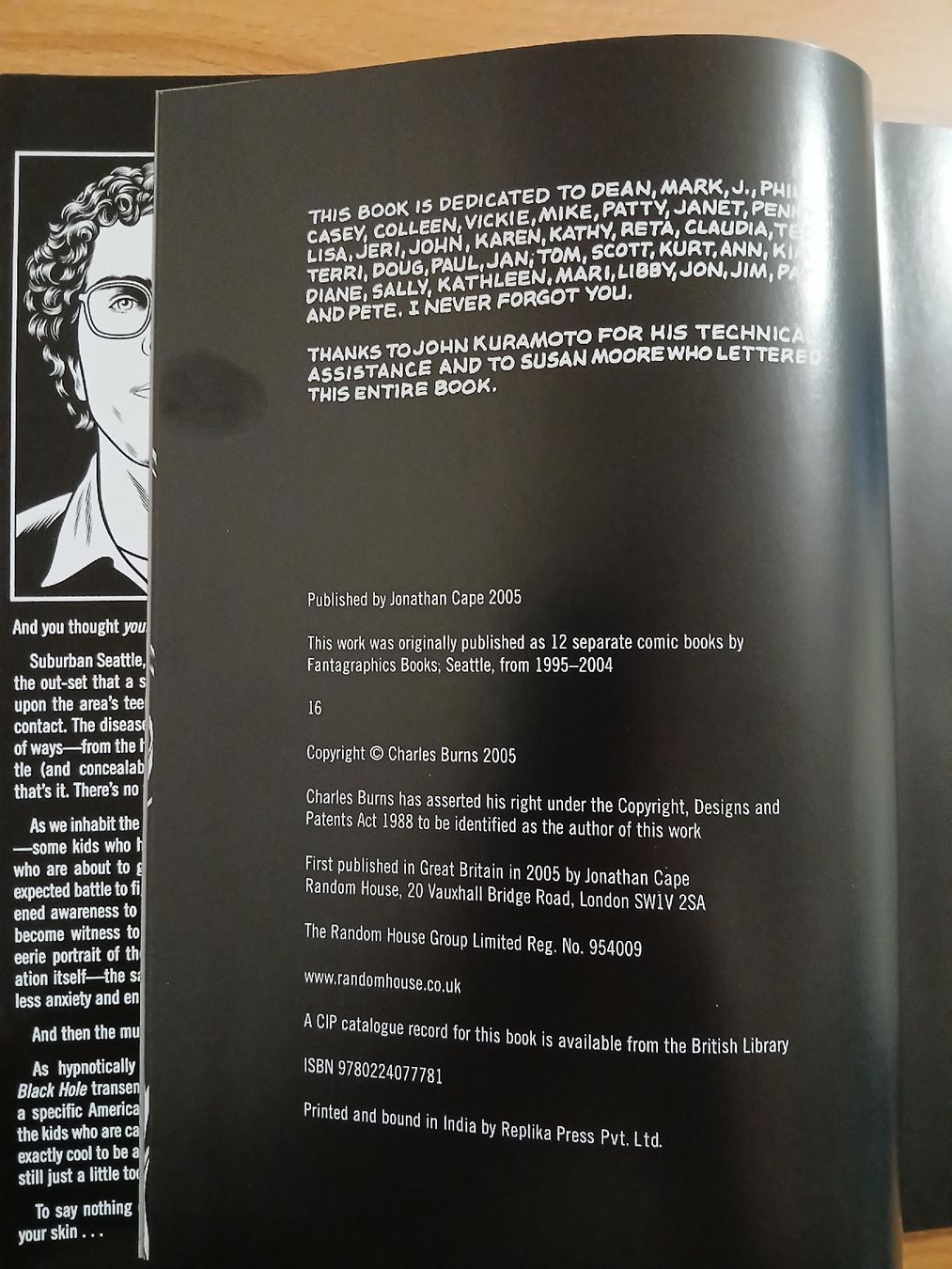 Libri: Black Hole – Usato da Le Sentier venduto da arc_2thy 3