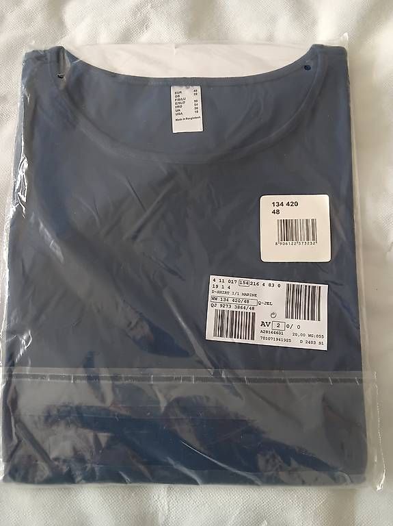 T-Shirts: T-shirt – Neu und originalverpackt aus Yverdon von Nany6