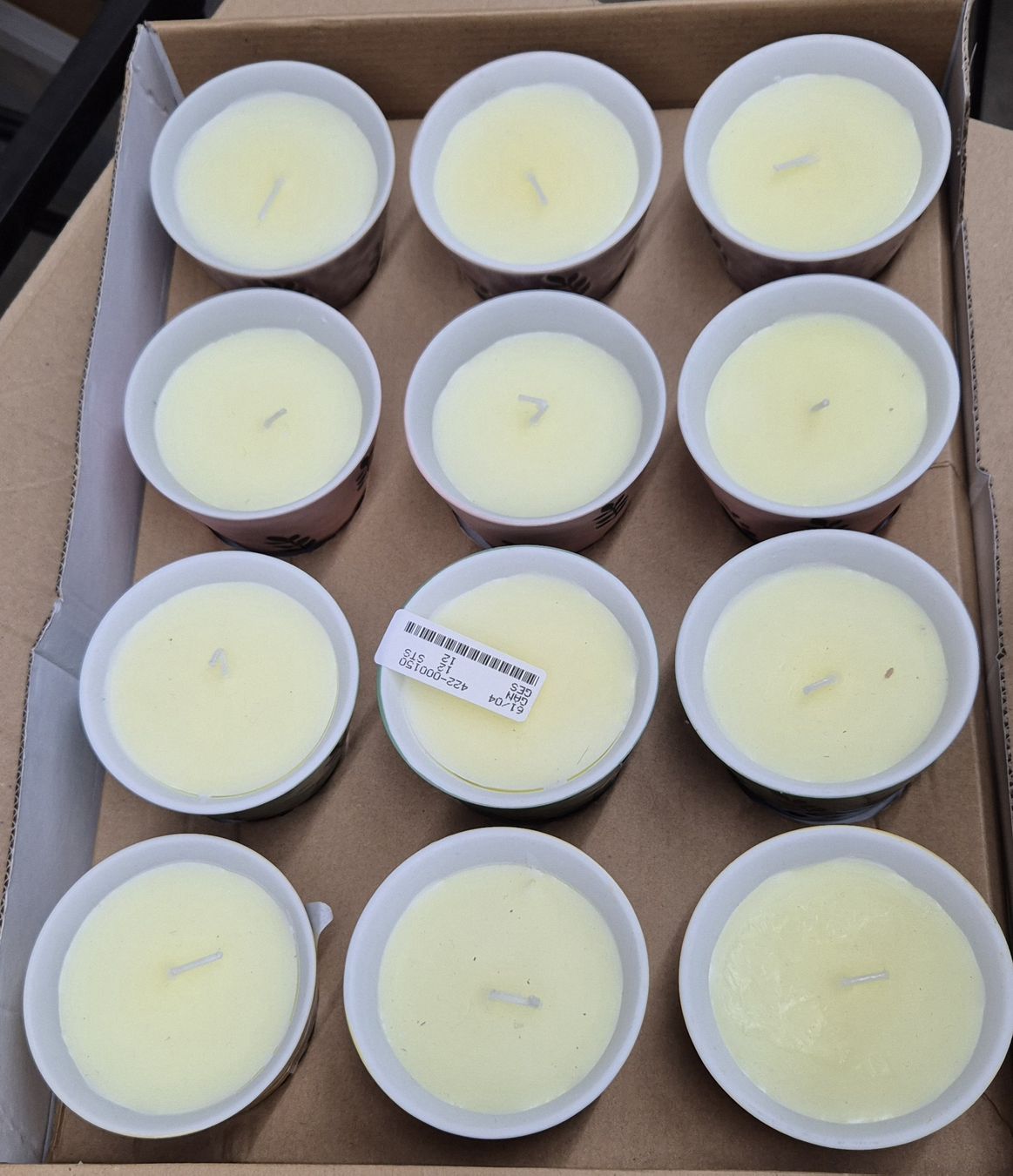 Candele: 12 Neue  Kerzen Duftkerzen im Topf – Nuovo (secondo la descrizione) da Turbenthal venduto da Lilly7407 2
