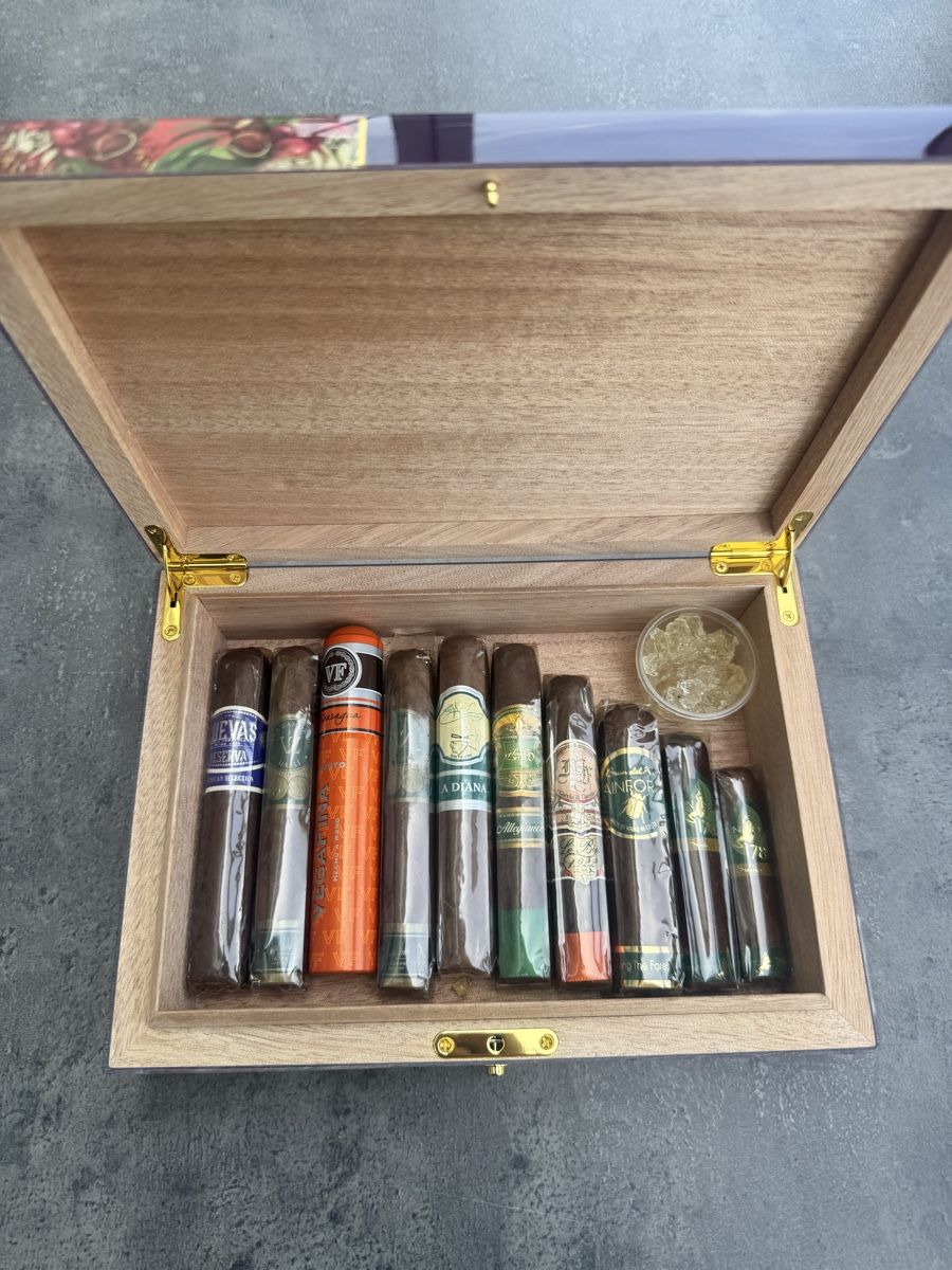 Humidor per sigari: Cigar Box can be used as Humidor – Usato da Seuzach venduto da Wolf936