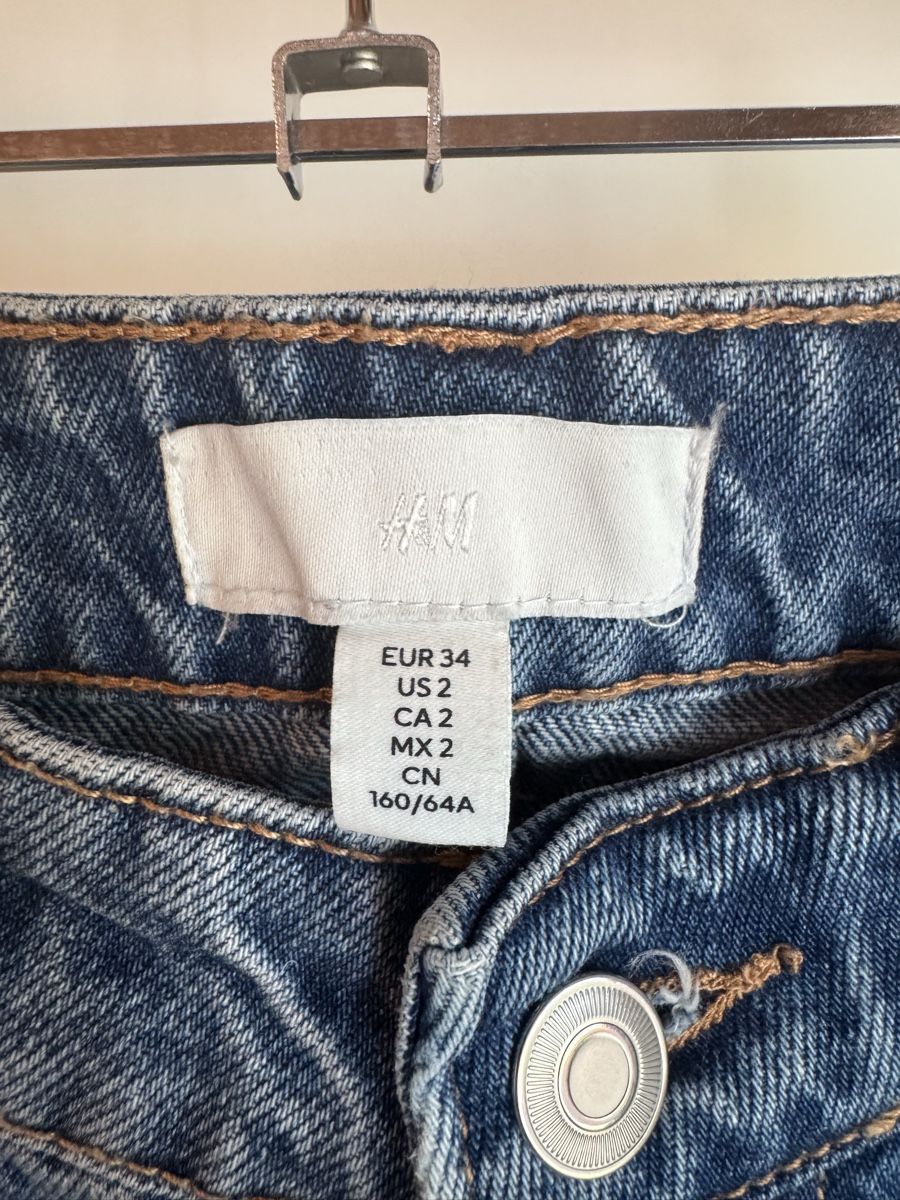 H&M Jeans: H&M Jeans – Nuovo (secondo la descrizione) da Urdorf venduto da Mmoo03 3