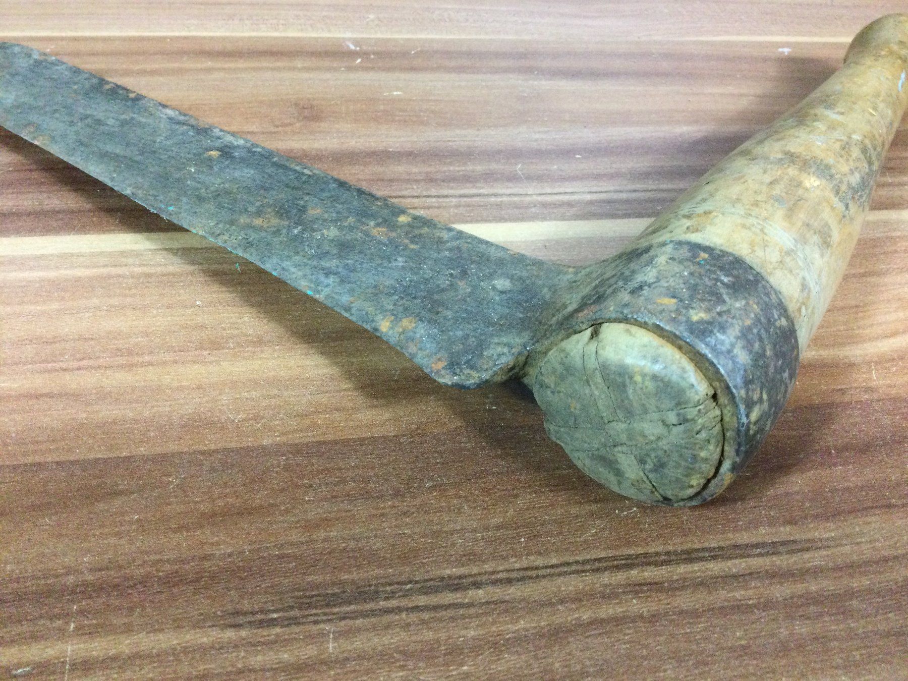 Attrezzi da lavoro: Altes gebrauchtes Schindelmesser mit Holzgriff – Usato da Wangen SZ venduto da kuriosum12 2