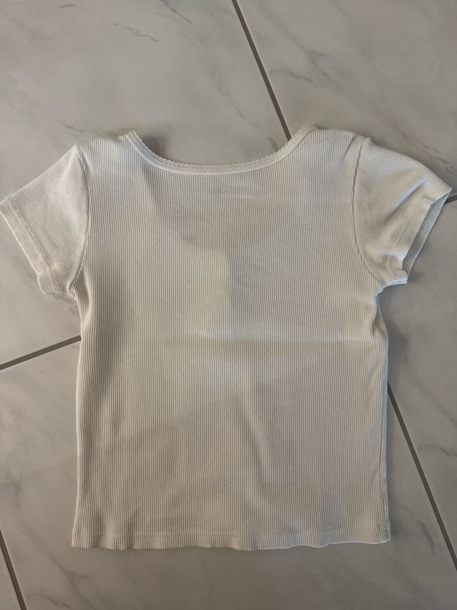 Brandy Melville Top: brandy melville top – Nuovo (secondo la descrizione) da Wettswil venduto da pittaro73 2