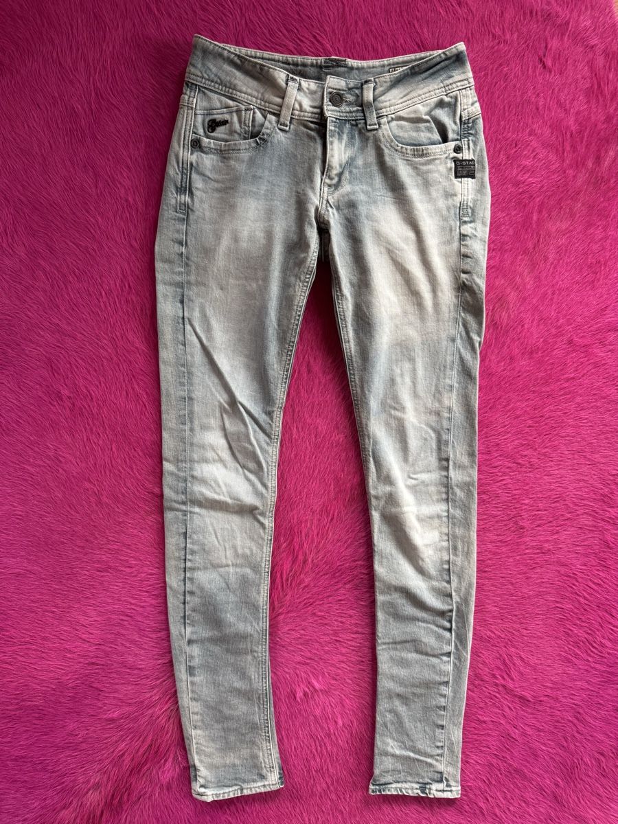 G-Star Jeans: Jeans von GSTAR RAW / Grösse: 28/ Länge: 32 – Gebraucht aus hendschiken von hippielfe
