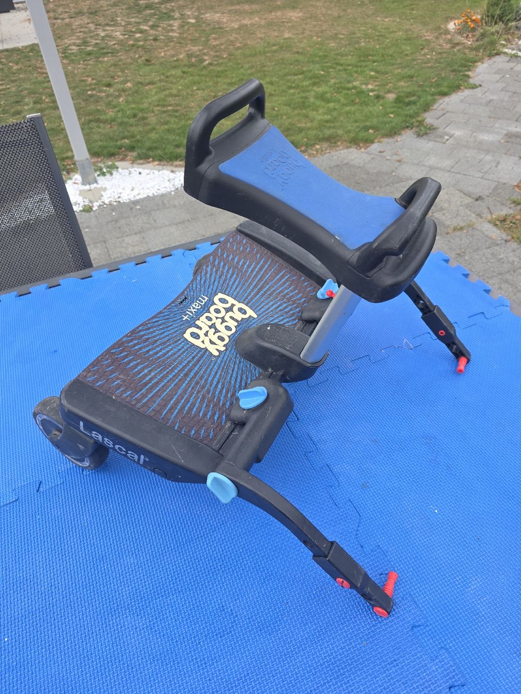 Kinderwagen Zubehör: Lascal BuggyBoard Maxi+ mit Sitz schwarz blau gebraucht – Gebraucht aus Thun von jul_k2c2 2