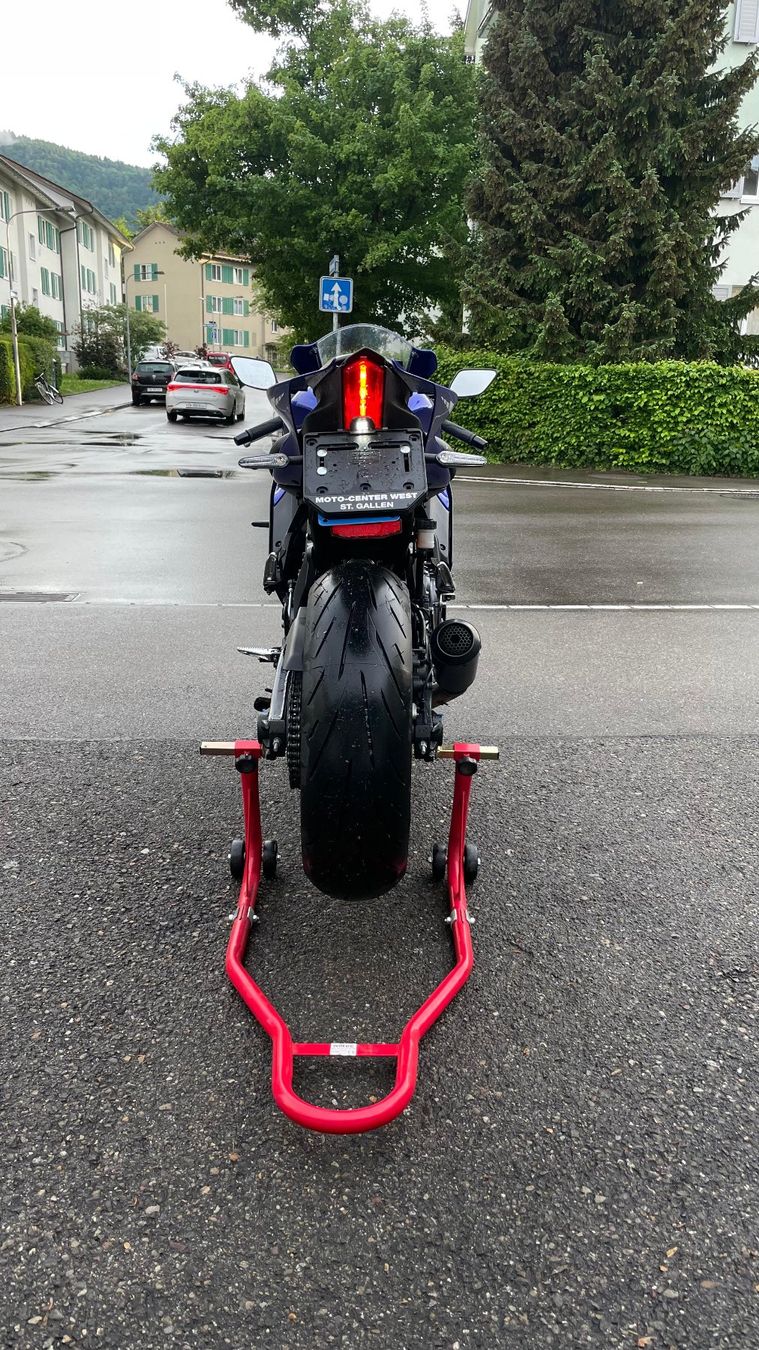 Yamaha Strada: Yamaha YZF-R7 - 2025 - 35kw – Usato da Zürich venduto da jam_2lrx 8