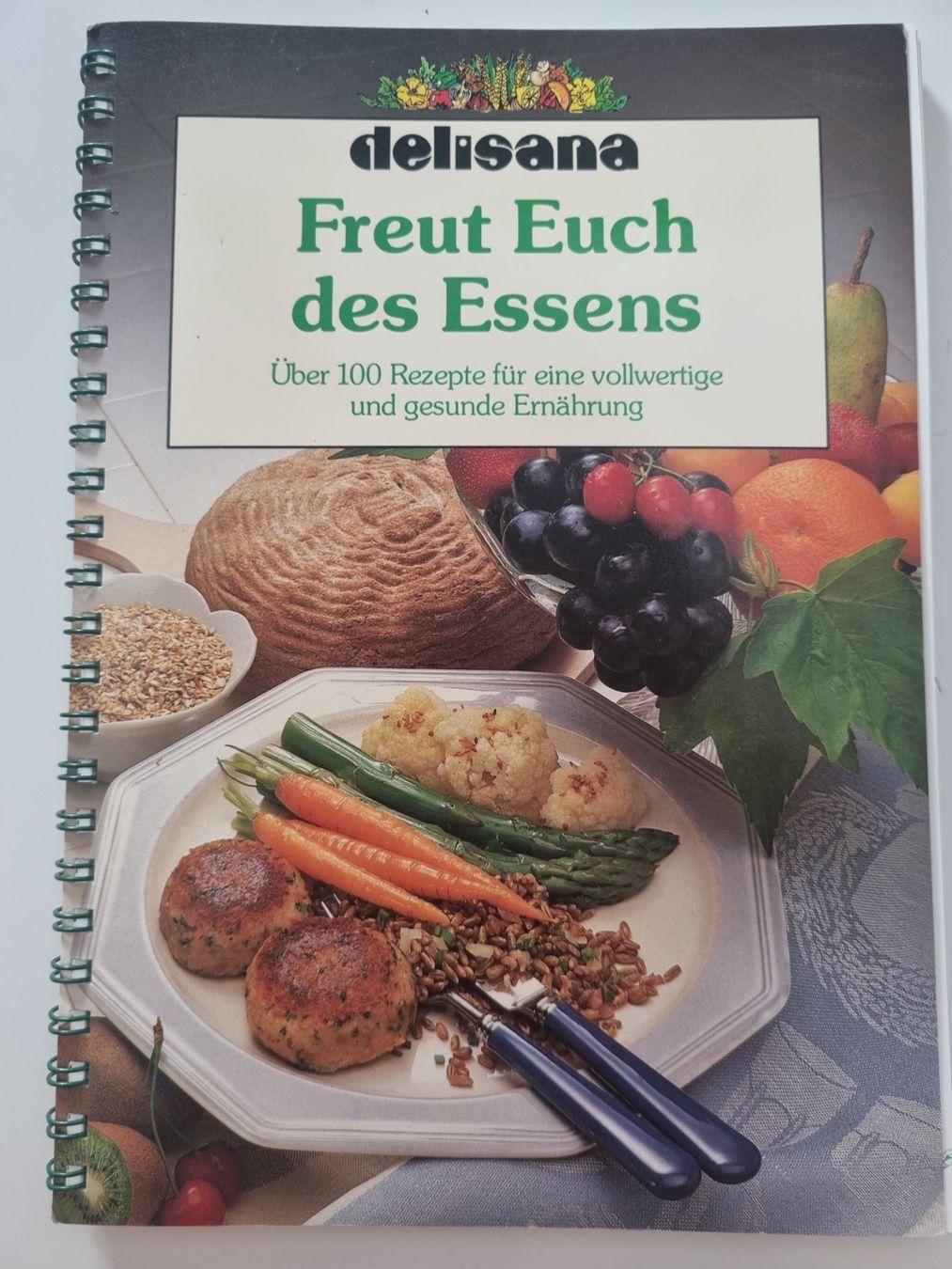 Livres: delisana Rezeptbuch "Freut Euch des Essens" – D'occasion à Wetzikon ZH par Bambiskus