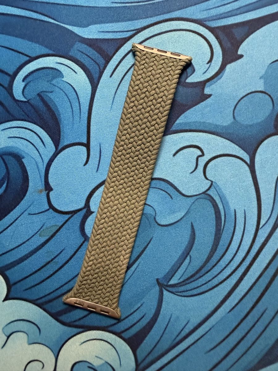 Bracelets: Apple Watch braided solo loop 44 taille 5 – D'occasion à Perrefitte par sam_v2dv