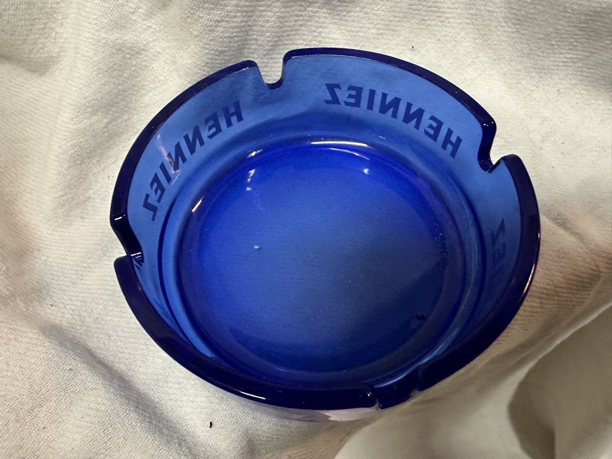 Portacenere: Henniez aschenbecher glas – Nuovo (secondo la descrizione) da Reinach AG venduto da rares75 1