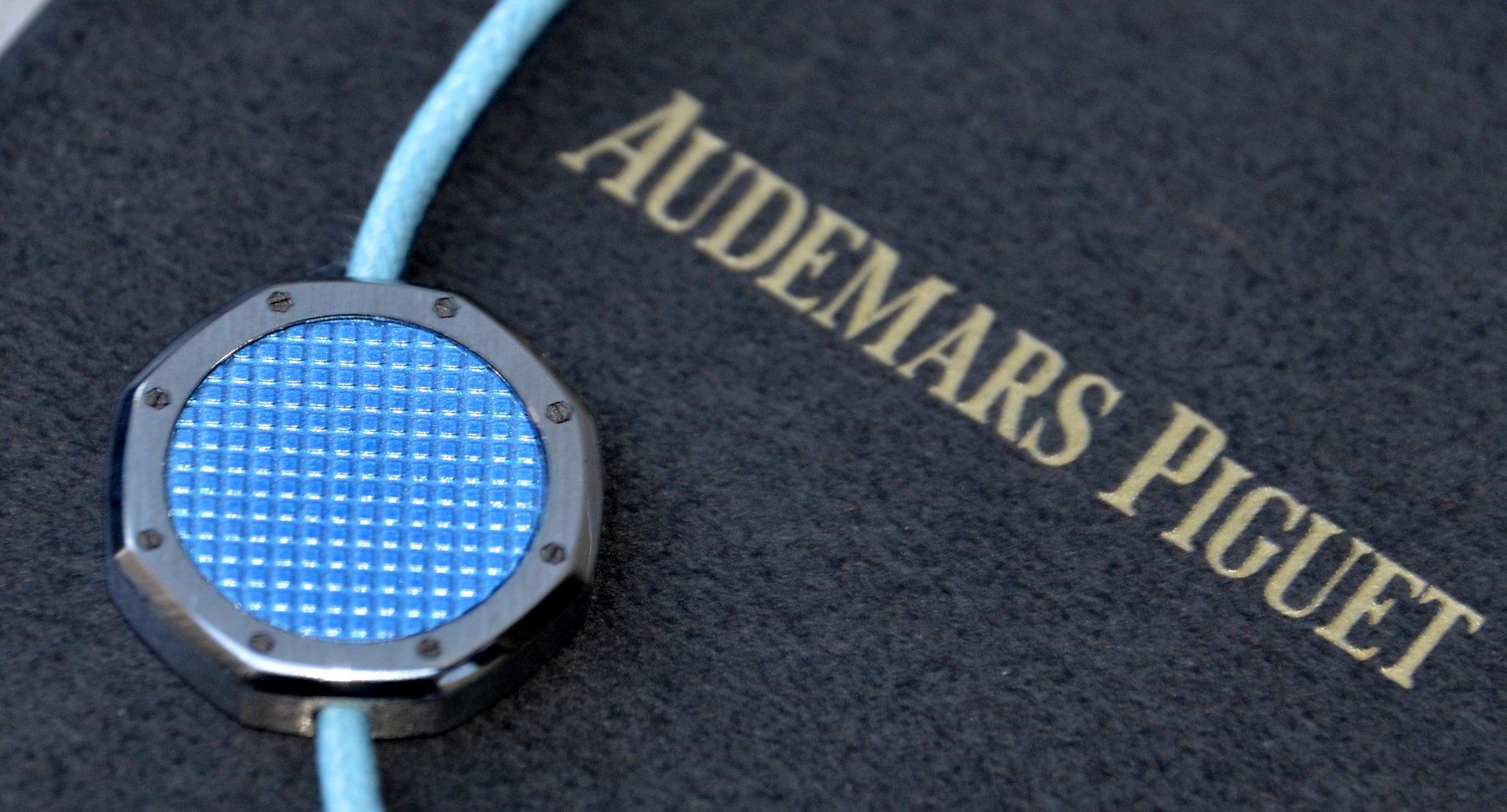 Audemars Piguet Bracciali & Braccialetti: Audemars Piguet Armband / bracelet – Usato da Collonges venduto da Auganien