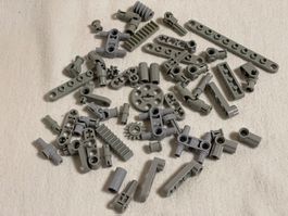 LEGO -  50 Graue Technik Teile