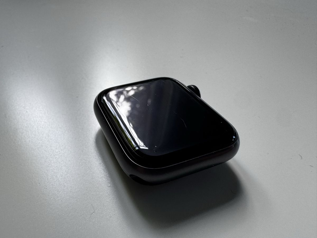 Apple Smartwatch: Apple Watch SE Space Gray, 40mm, GPS – Usato da Rüschlikon venduto da norber44 7