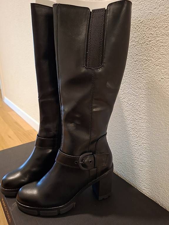 Chaussures femmes: Marco Tozzi Stiefel – Neuf avec emballage d'origine à Rothrist par sydney81 1