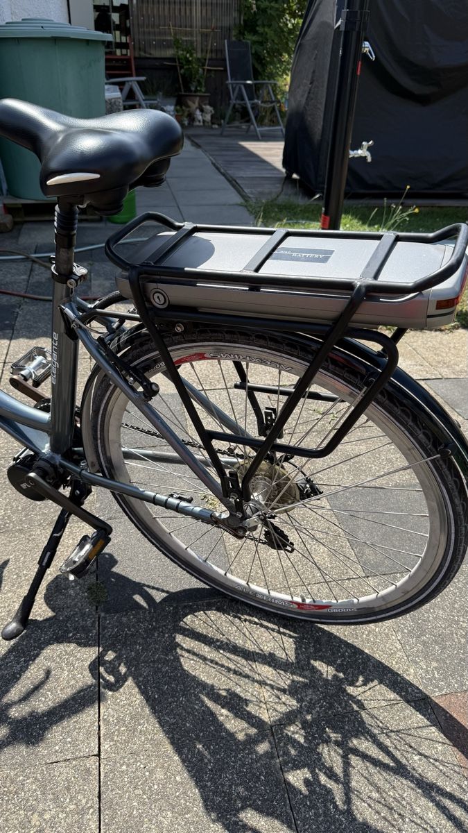 Leopard Velos: Leopard Elegante Elektro Velo mit Ladegerät  – Gebraucht aus Däniken SO von sunnyresales 3