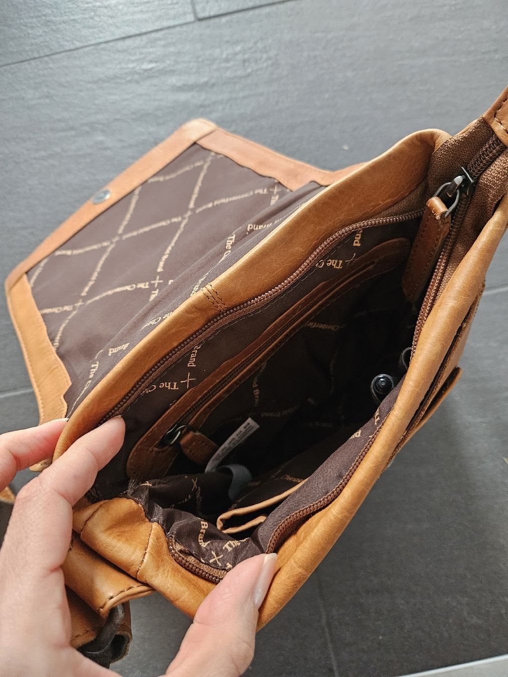 Chesterfield Borse: Chesterfield Ledertasche – Usato da Volketswil venduto da Mbabuschka 3