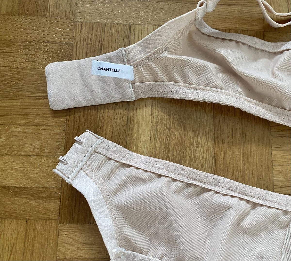 Chantelle Sonstige Unterwäsche: Chantelle Wirefree Support BH 80D Hautfarben – Neu (gemäss Beschreibung) aus Zürich von alex124 2