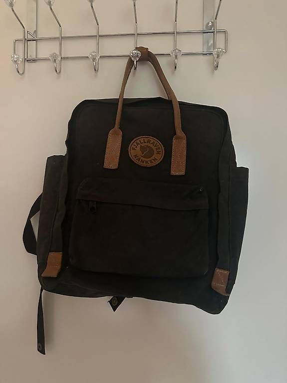Zaini: Fjällräven Rucksack - schwarz – Usato da Wauwil venduto da est_r5td