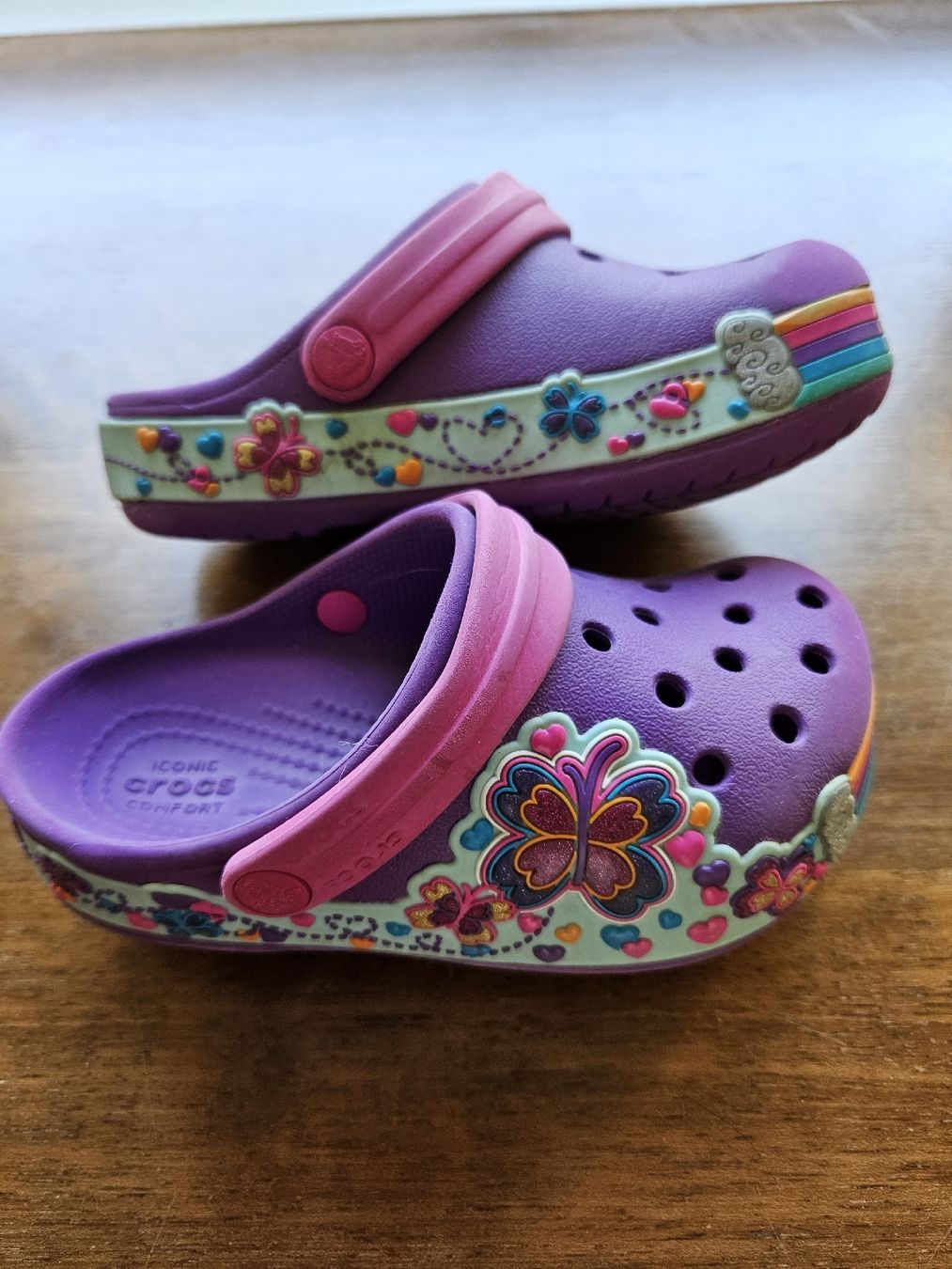Crocs Scarpe per ragazze: Crocs Finken 25-26 – Usato da Regensdorf venduto da c_est_la_vivie 1
