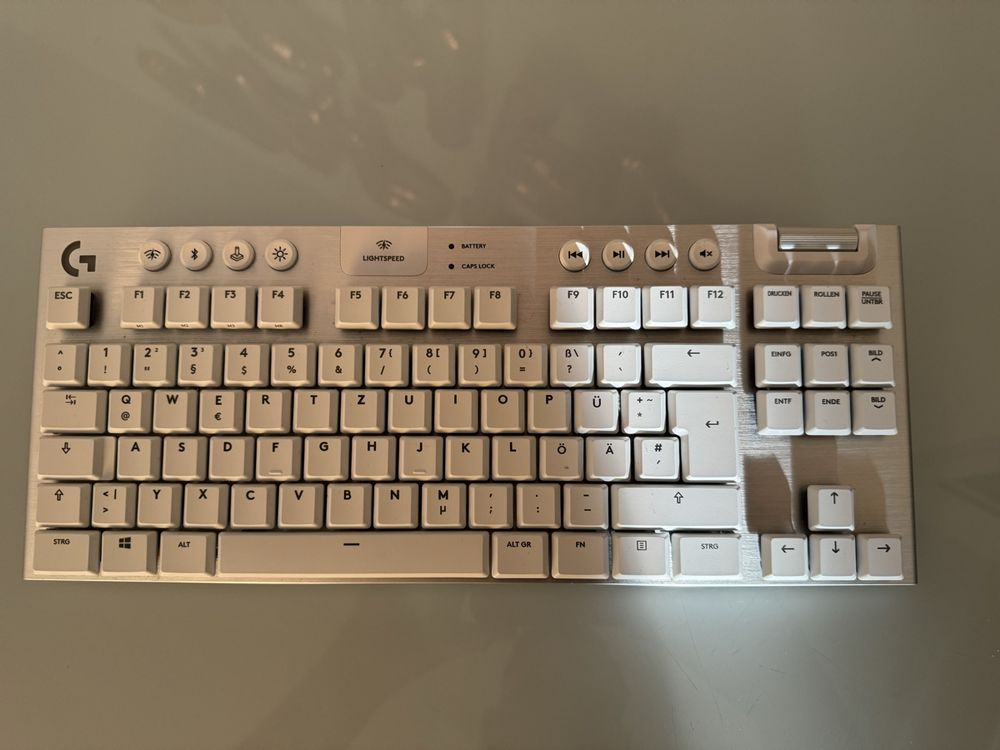 Logitech G915 TKL Weiss Tactile | Kaufen auf Ricardo