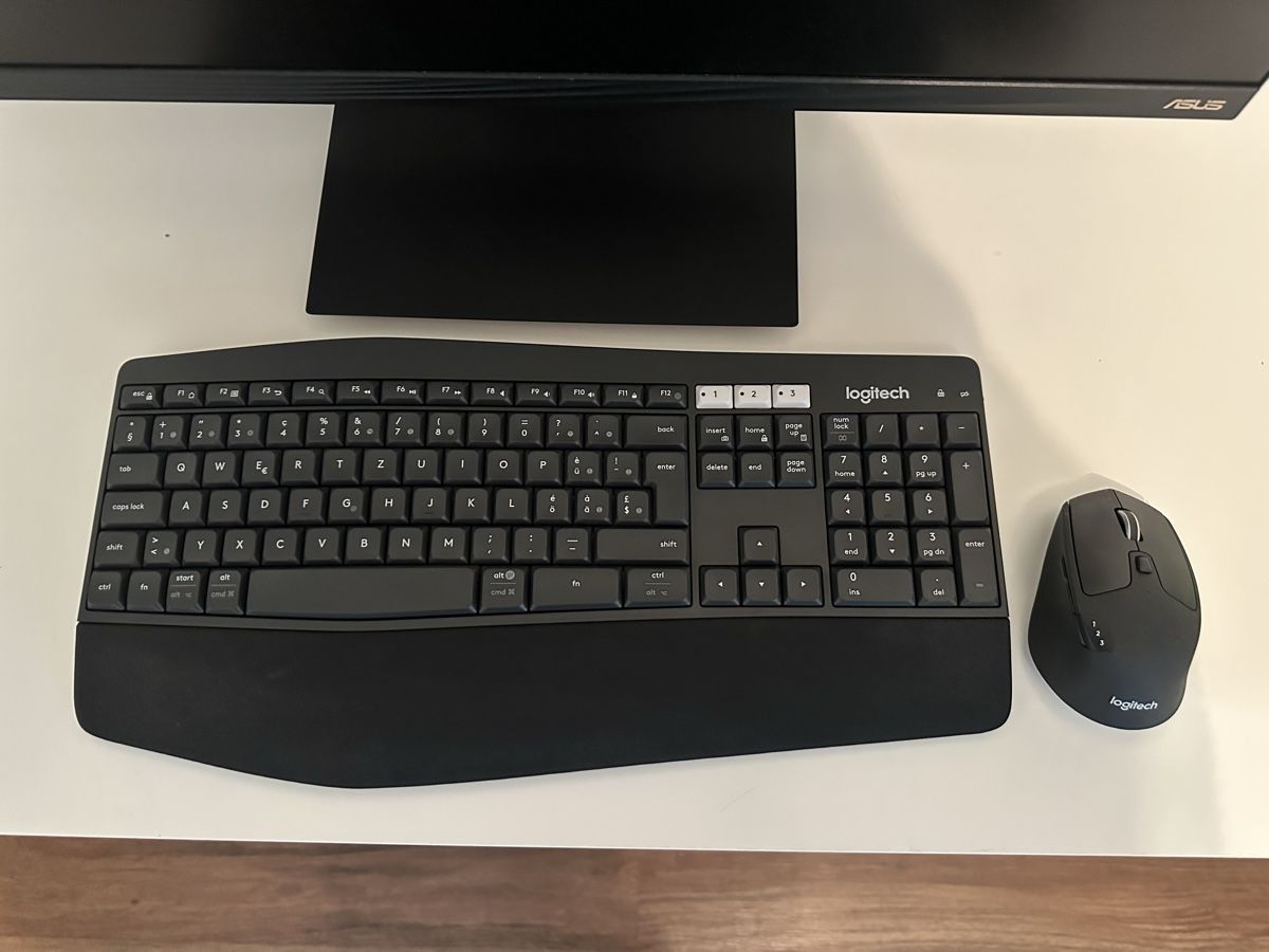 Asus PCs: Asus Desktop PC – D'occasion à Einsiedeln par Luisazauner 1