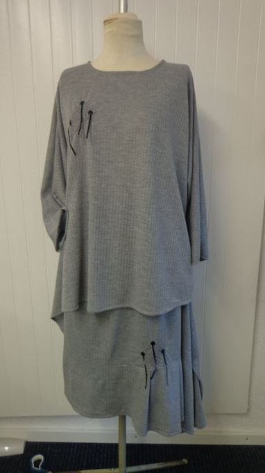Pullover & Sweatshirts: Pull asymétrique jersey Gris UNIQUE – Neu und originalverpackt aus St-Imier von goodber 3