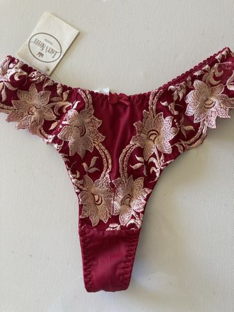 String neuf taille S