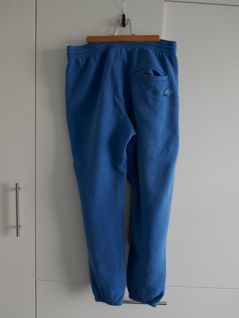 Champion Hosen: Champion Trainerhose XXL/ 176 – Gebraucht aus Stäfa von bel_mhl7