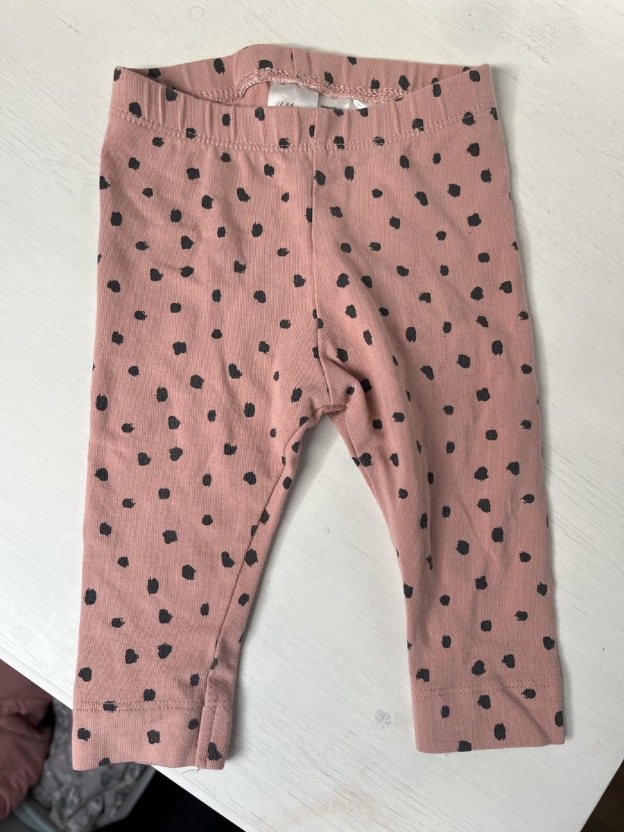 H&M Pantaloni: Baby Leggins 62 – Usato da Rodersdorf venduto da estherdaphne