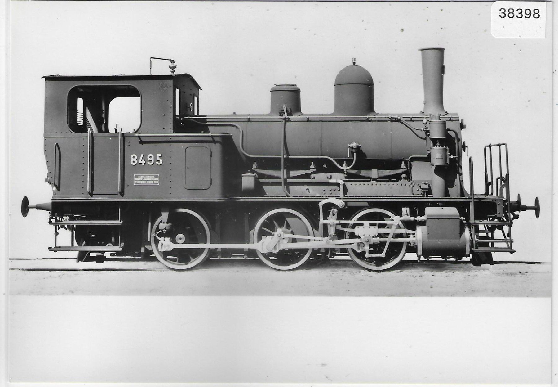 Cartoline postali: Rangierlokomotive E 3/3 8451-8533 – Usato da Ettingen venduto da Kartenplanet