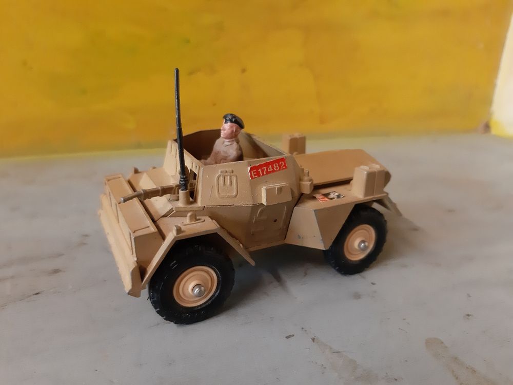 Scout car Daimler MK II, Britains 1