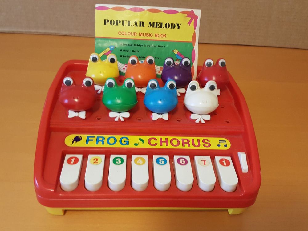 Frog chorus deals piano toy