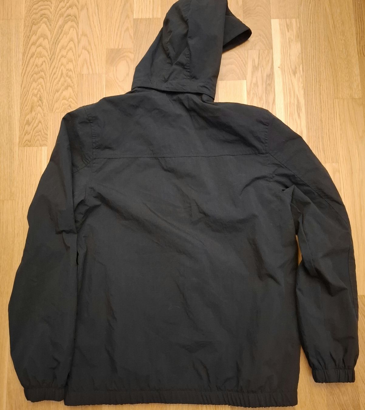 H&M Giacche & Cappotti: Jungen Jacke H&M Gr. 170 – Nuovo (secondo la descrizione) da St. Gallen venduto da emi_nfh9 1