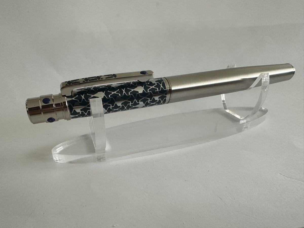 Penna & Evidenziatori: Rollerball mit Sternmuster silberfarben Neu – Nuovo e nell'imballaggio originale da Kloten venduto da digi-Galaxy