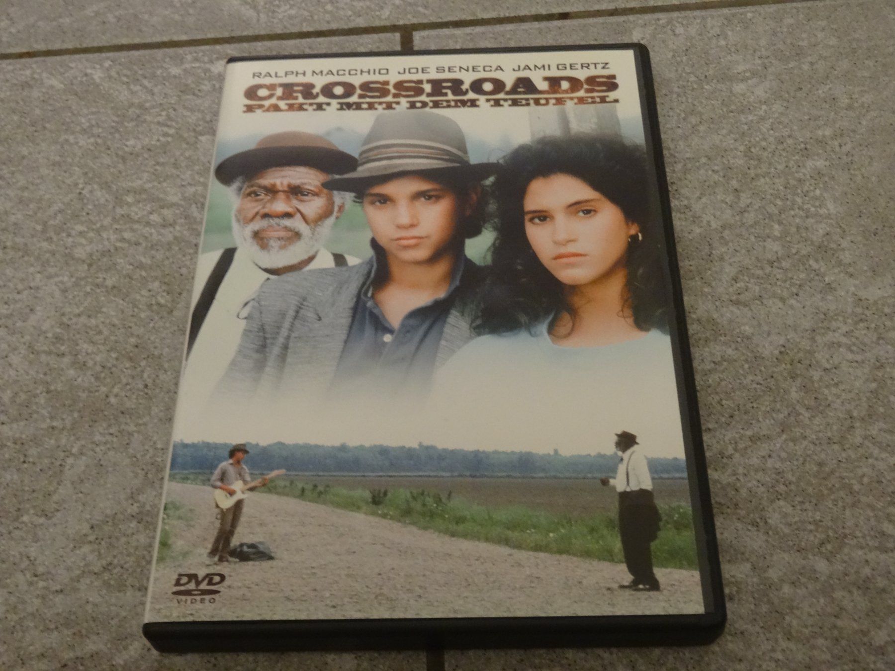 Alle DVDs: DVD Crossroads - Pakt mit dem Teufel – Gebraucht aus Olten von Disc-Verkauf