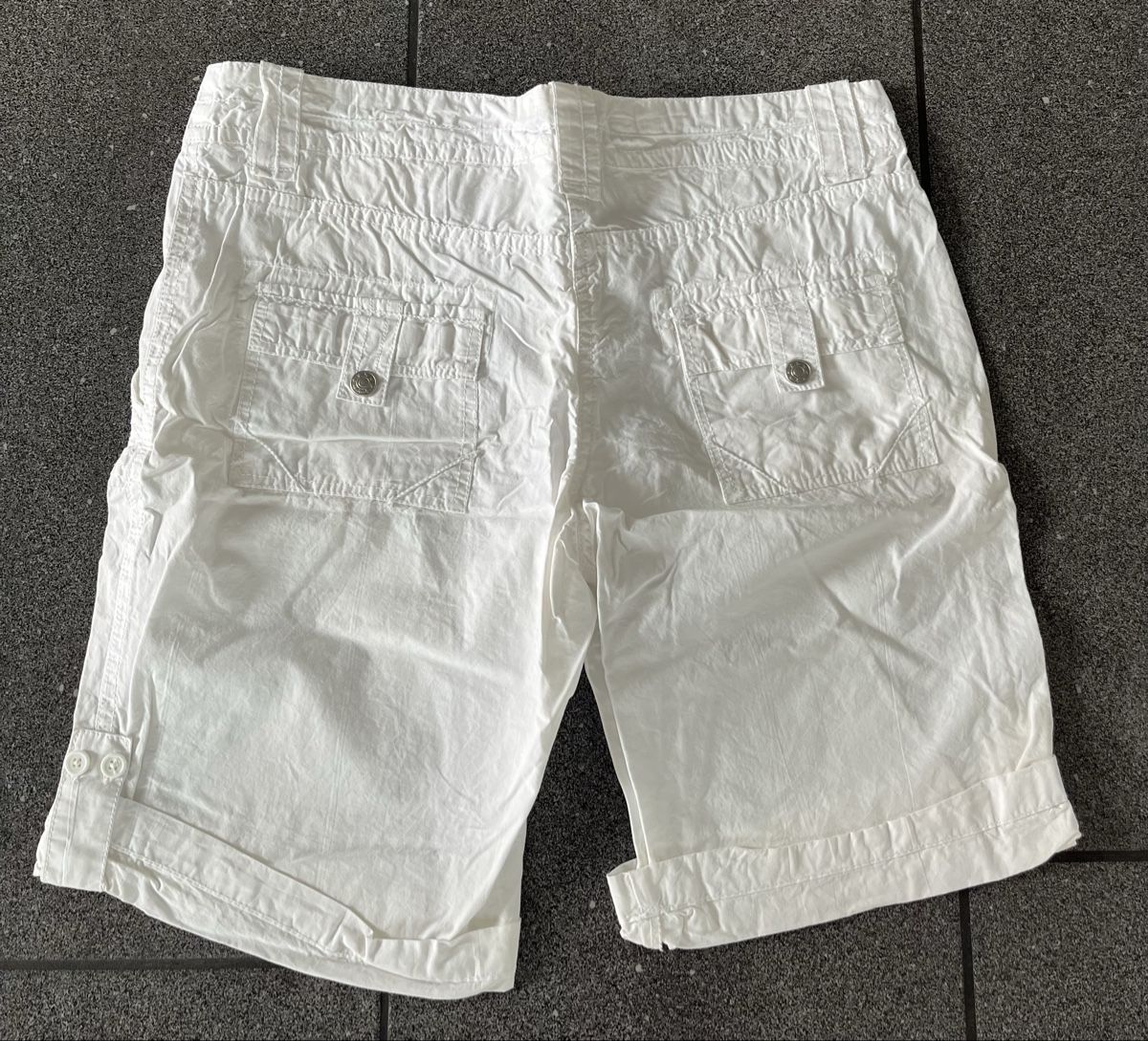 Hosen: Nagelneue Bermuda Gr. 36 – Neu und originalverpackt aus Hünenberg See von spartakus02 1