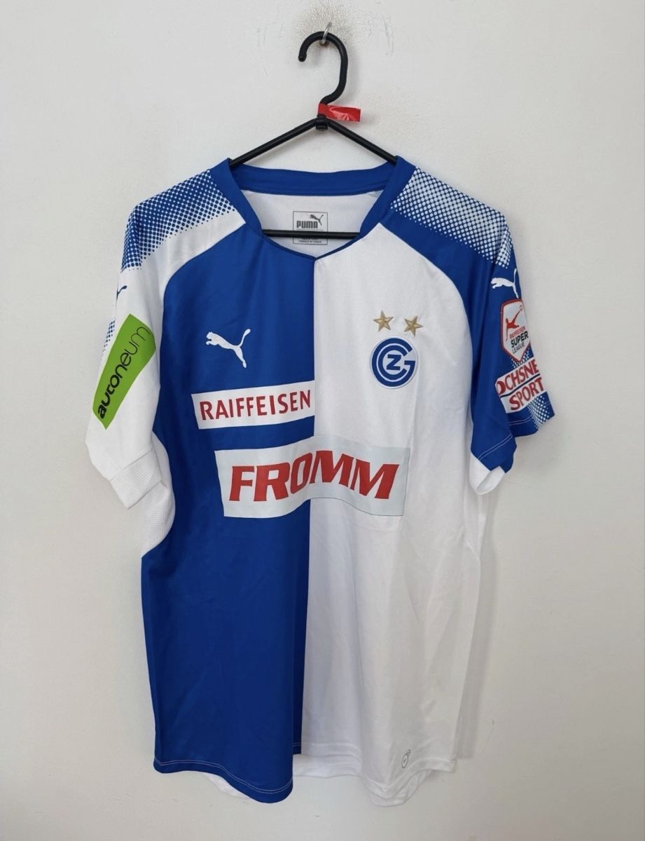 Grasshopper Maillots de corps & Pantalons: Grashoppers 2017/18 Trikot – D'occasion à Allschwil par lor_6cgq