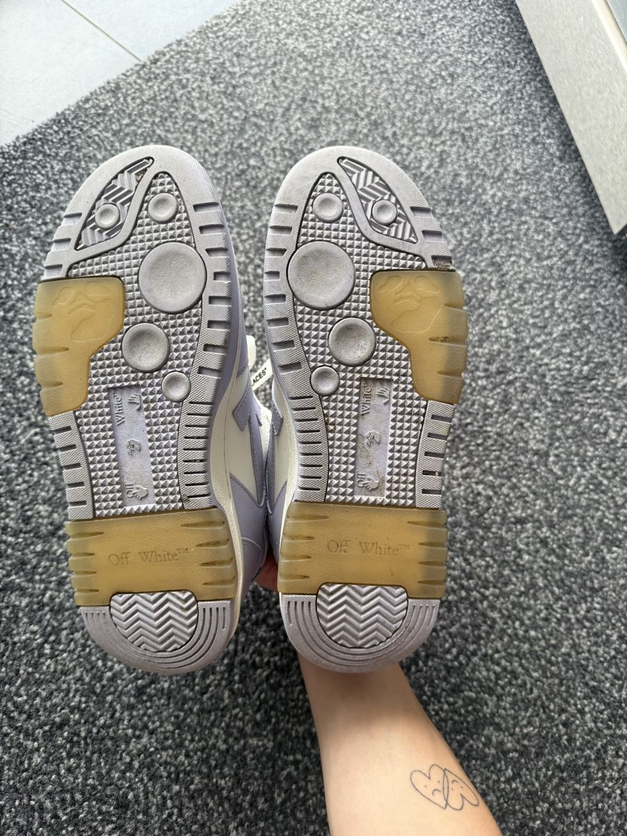 Off-White Scarpe da uomo: Out of Office Sneaker – Usato da Röthenbach Hbsee venduto da giuuliaaaaaa 4