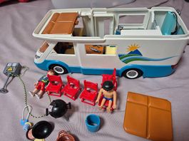 Playmobil Family Camping-Wohnmobil (Set 3647) mit Zubehör
