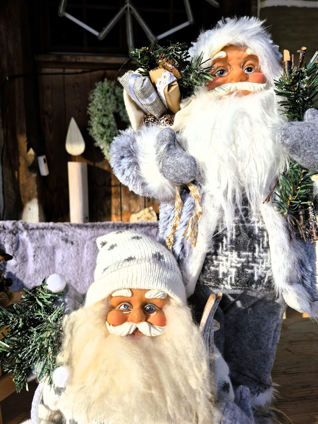Statuette: 5 nordische Weihnachtsmänner – Usato da Schafhausen im Emmental venduto da Herzrose 5