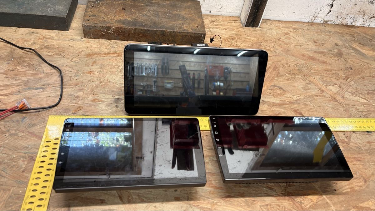 Sistemi audio & multimediali: Android linux Chinaradios CarPlay mit Zubehör – Difettoso da Roggliswil venduto da Marla1