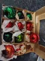 boules de Noël anciennes