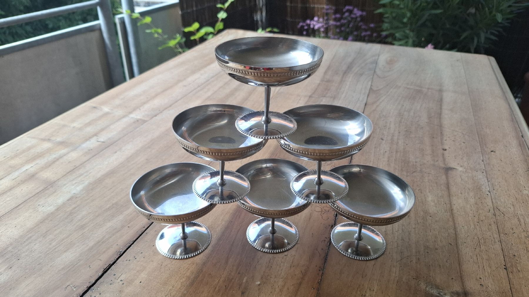Coupes: 6 Dessert- und Eis-Schälchen, silberfarben – D'occasion à Zürich par witike