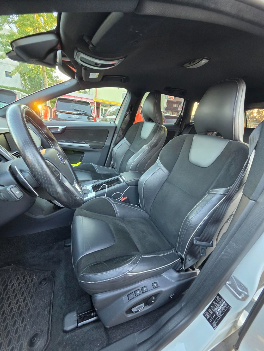 Volvo Automobili: Volvo XC60 D5 AWD – Usato da Bolligen venduto da bobbone3 6
