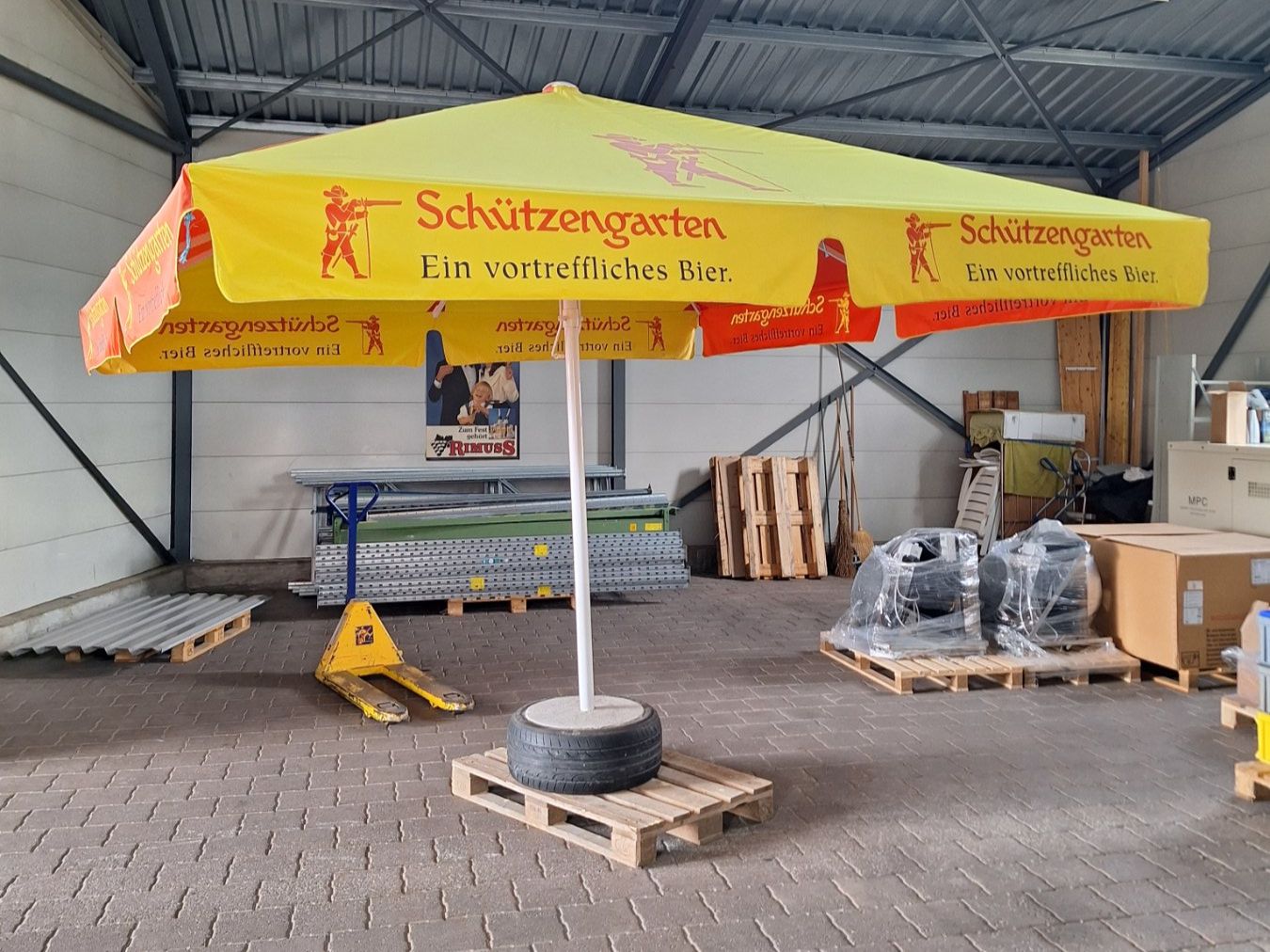 Sonnenschirme: Sonnenschirm – Gebraucht aus Altnau von JOGAjoga