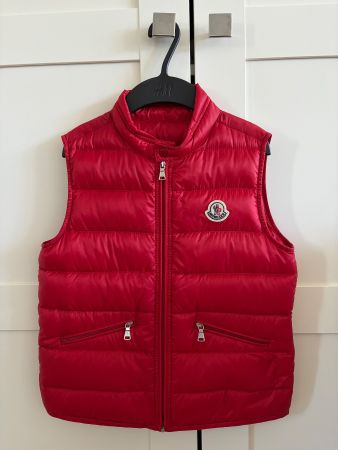 Moncler children’s down vest gilet Daunenweste 10 Y 140 NEW