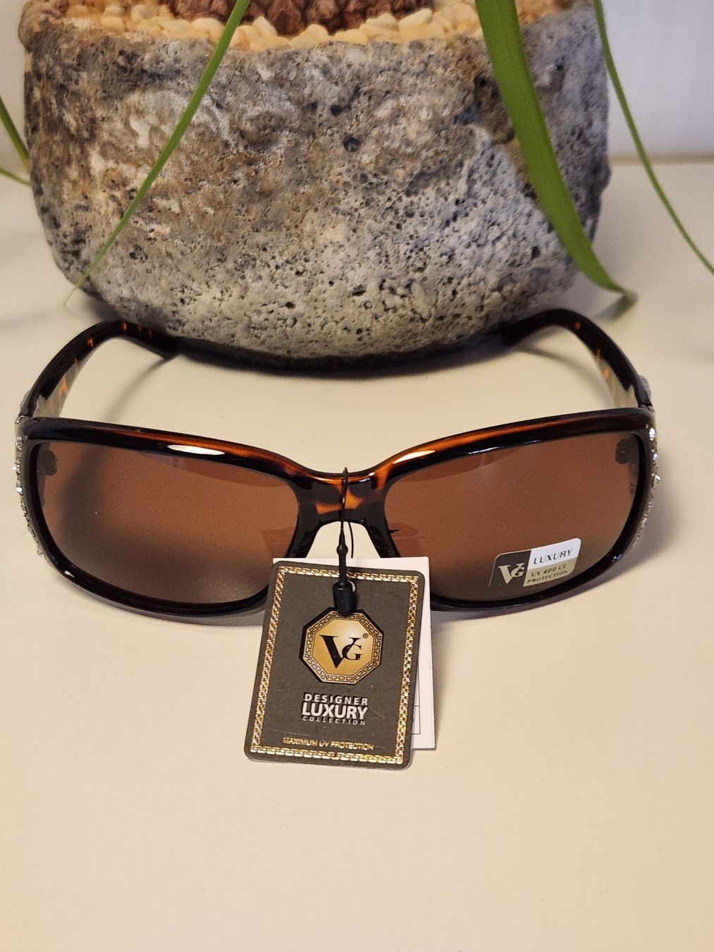 Occhiali & Lenti: Sonnenbrille CG – Nuovo e nell'imballaggio originale da Münchwilen TG venduto da levendeur 1
