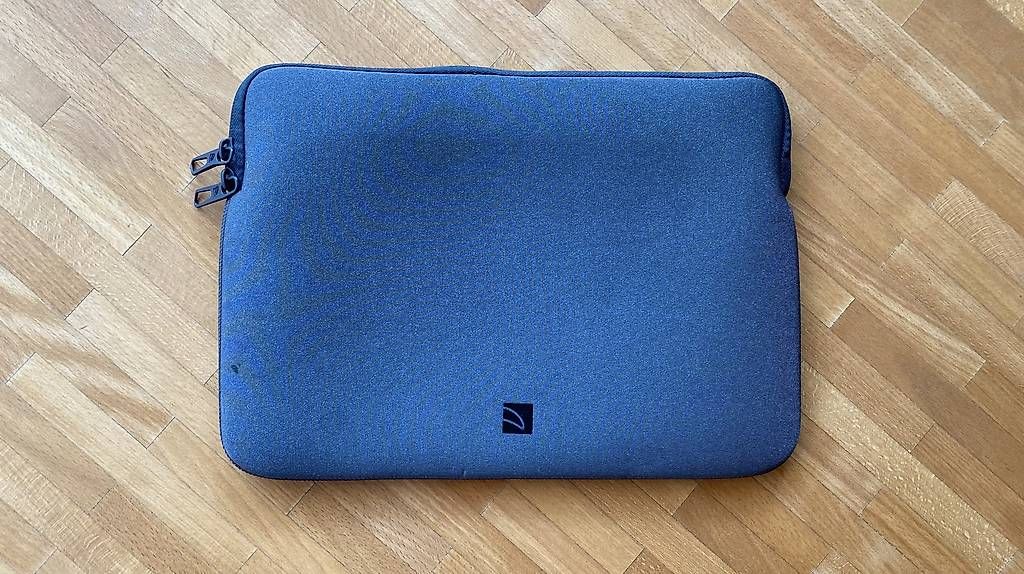 Covers & Taschen: Laptophülle – Gebraucht aus Winterthur von Lini08 1