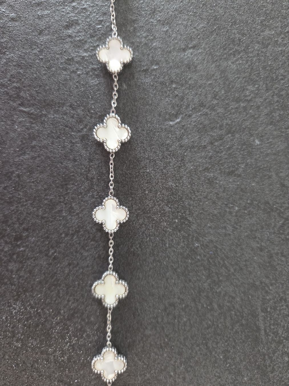 Bracciali & Braccialetti: schönes Armband, Kleeblatt, Clover, Blume – Nuovo (secondo la descrizione) da Wiesendangen venduto da Sinhuk
