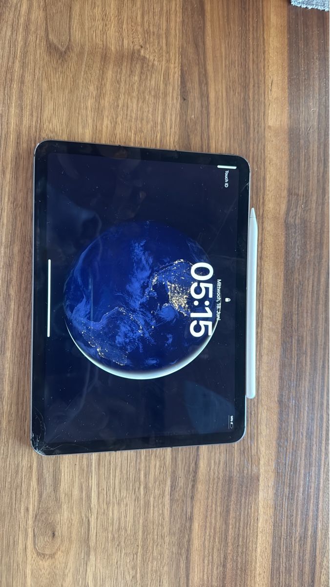 Apple Tablet PC: Apple iPad Air (4.gen) – Gebraucht aus Unterentfelden von Ecru.store