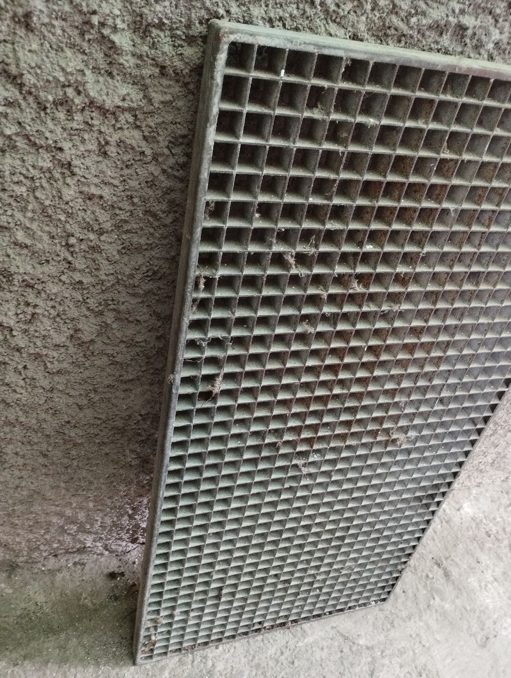 Grilles & Grillages: Eisenrost, Schareisen – D'occasion à Ostermundigen par Dinge1 3